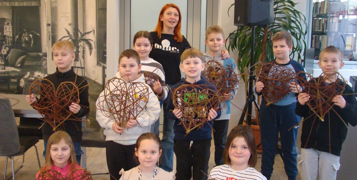 Magia wikliny w dziecięcych rękach - ferie w bibliotece