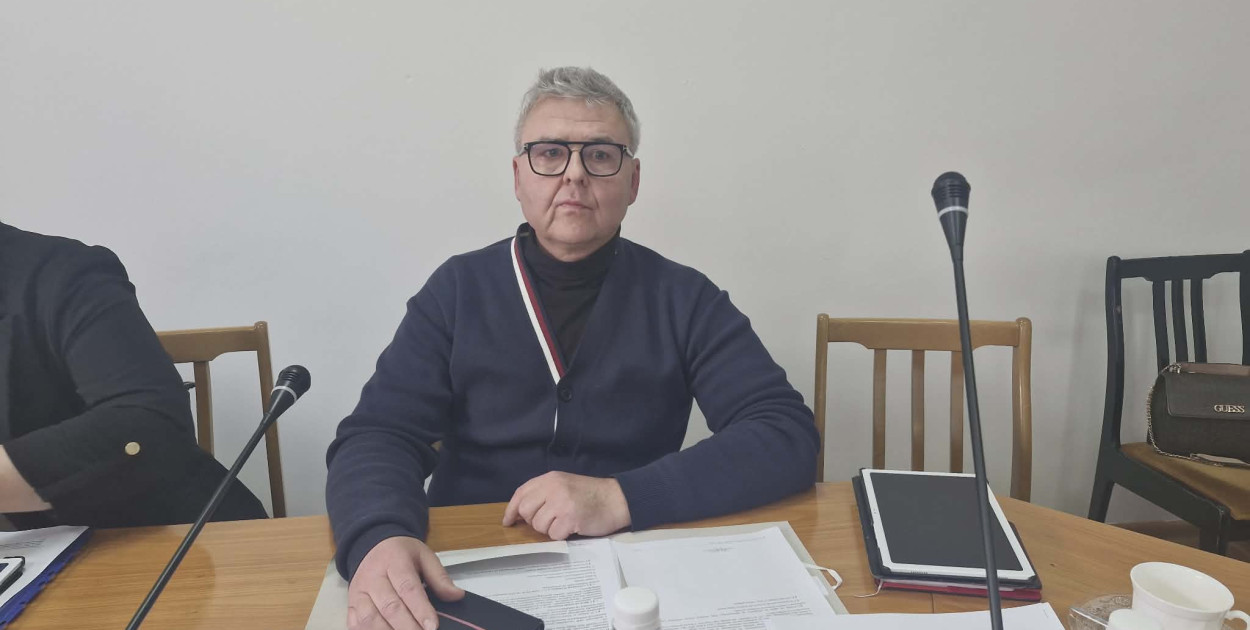 Nowa praca przewodniczącego rady rozpali sesję?