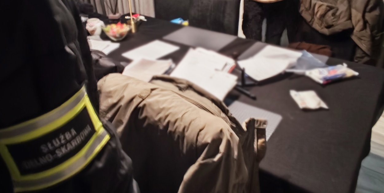 Siatka zatrzymana! Sprzęt do produkcji podzespołów dronów miał trafić do Rosji