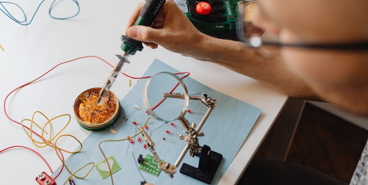 Luty srebrne – kiedy są najlepszym wyborem przy łączeniu metali?