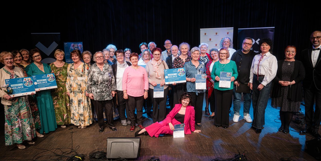 Pasja nie ma wieku. Seniorzy z Łódzkiego zaprezentowali talenty wokalne