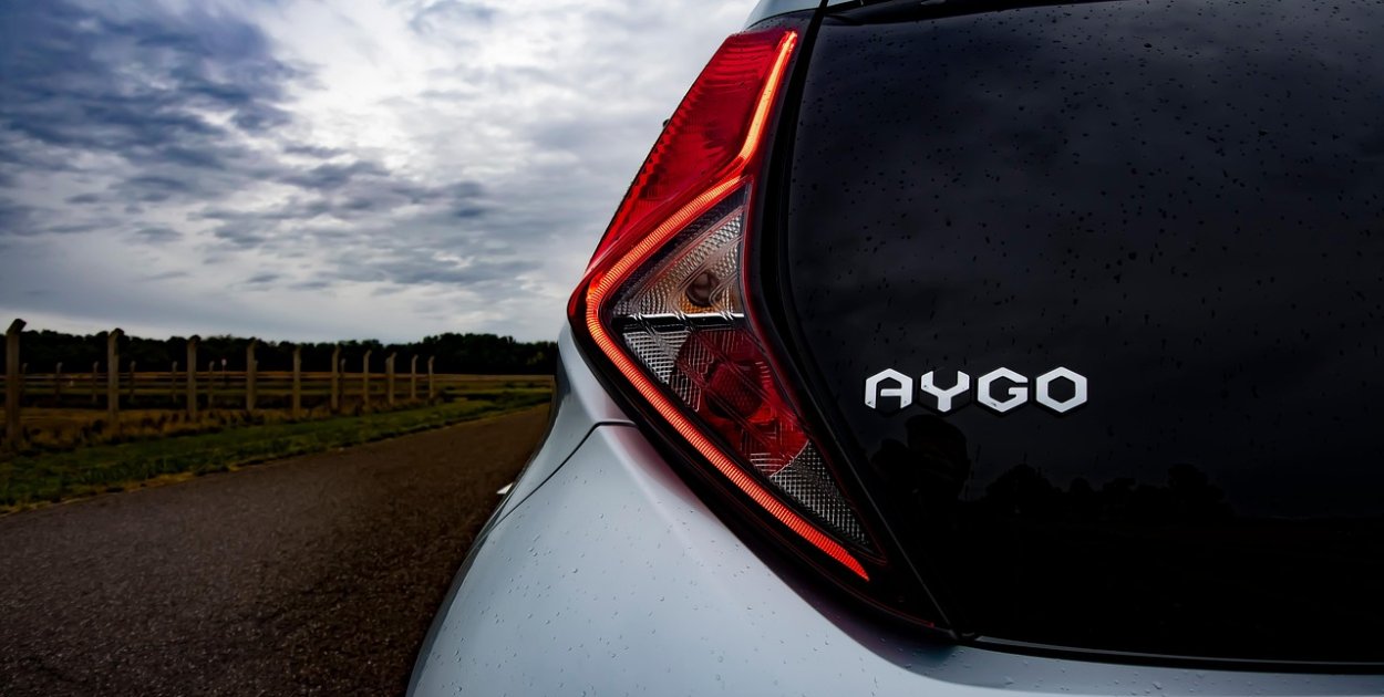 Toyota Wrocław: jak wybrać samochód w autoryzowanym salonie?