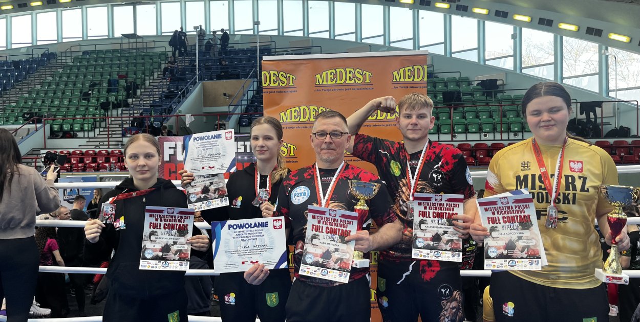 Kickbokserzy wracają z medalami z Mistrzostw Polski w Kołobrzegu