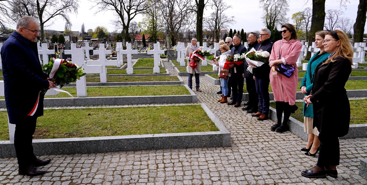 Kutnianie upamiętnili 86. rocznicę Zbrodni Katyńskiej